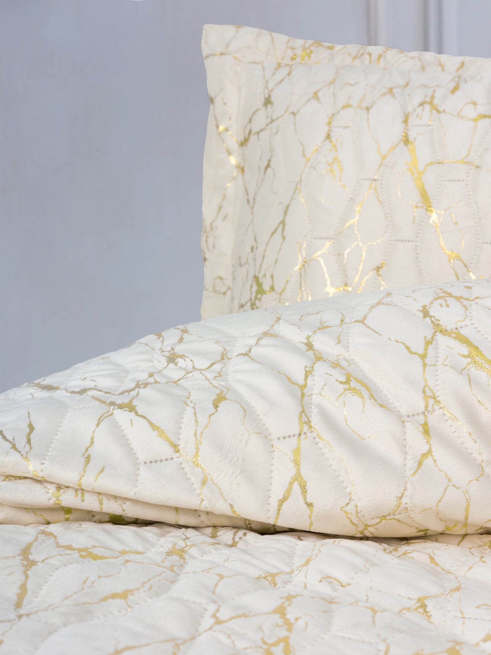 Smart Çift Kişilik Yatak Örtüsü Kadife Varaklı Destello Krem