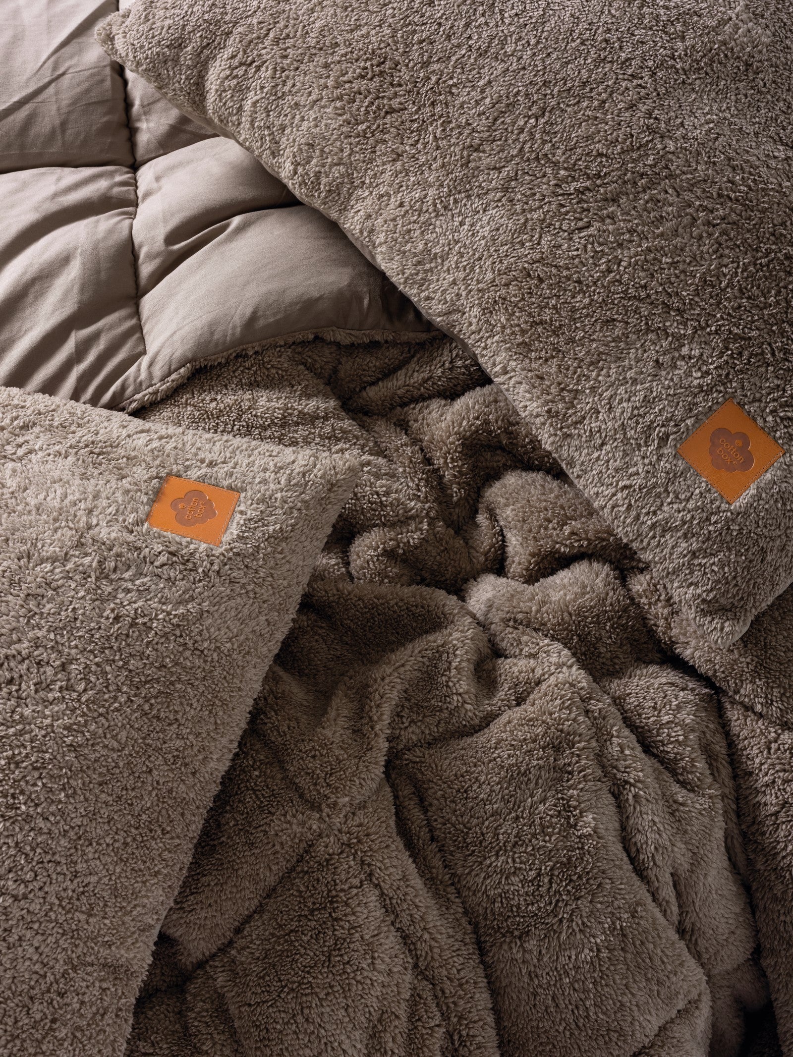 Tek Kişilik Peluş Yorgan Seti Bej 155x215 cm