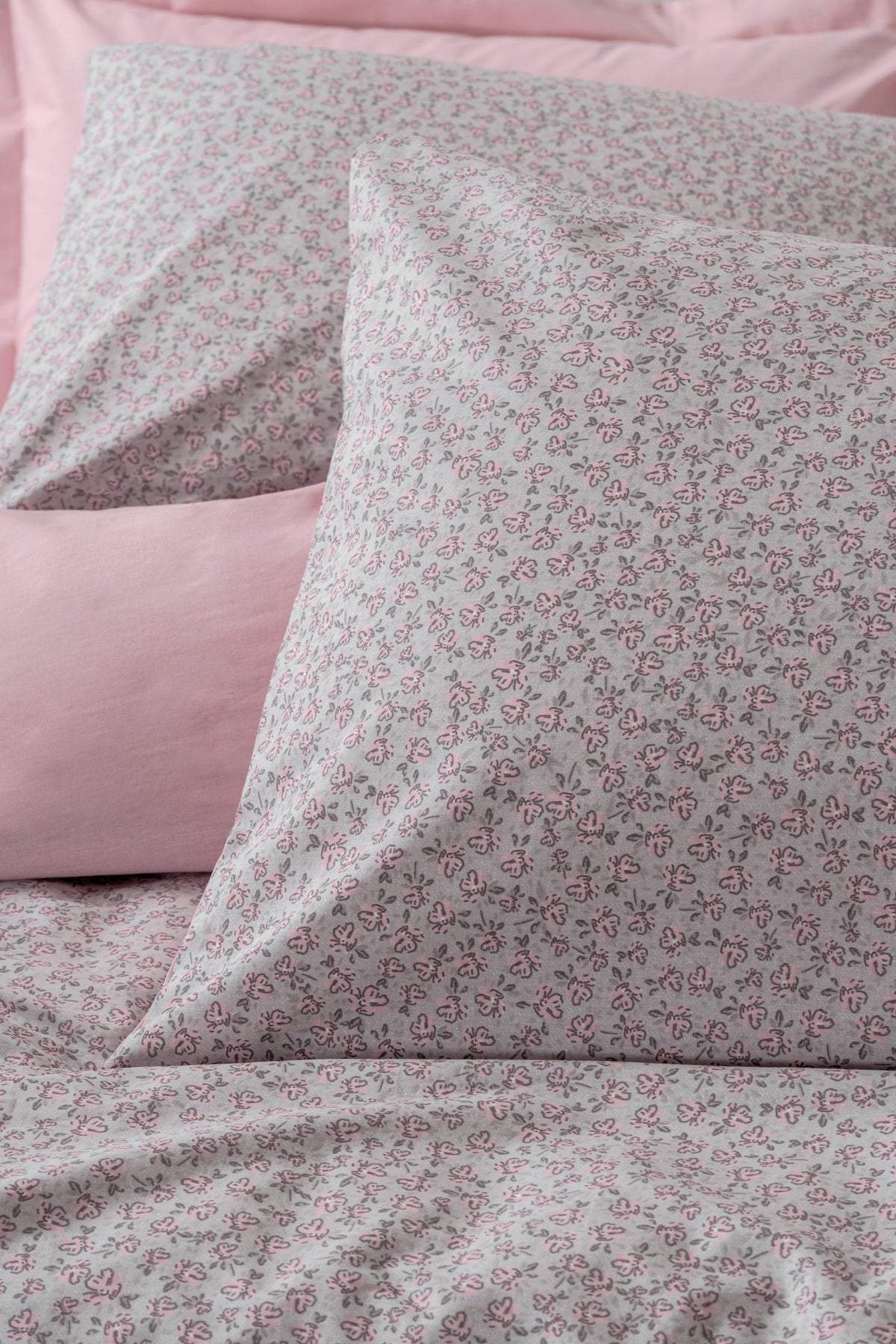 Otis Pink Single Petite Fitted Sheet Duvet Cover Set